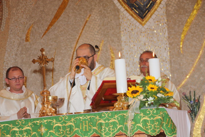 Prima celebrazione don Domenico (17).JPG